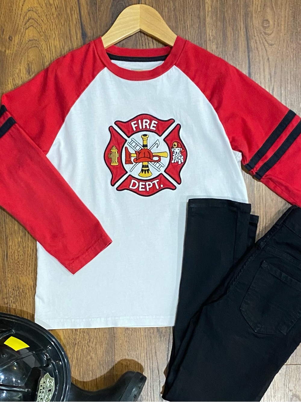 Gymboree Boys ‘Fire Chief’ Red and White Long Sleeve Raglan Shirt Size 7